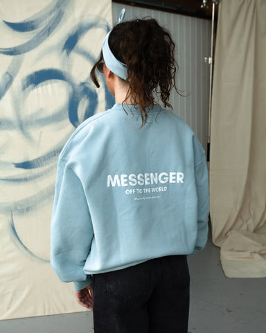 MESSENGER SWEAT - SKY BLUE